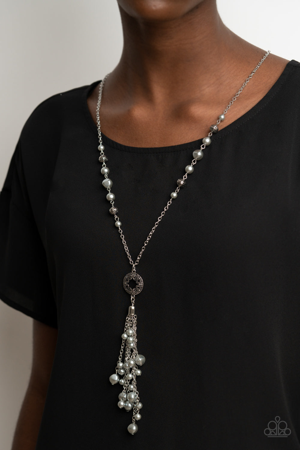 tasseled-treasure-silver-p2re-svxx-396xx