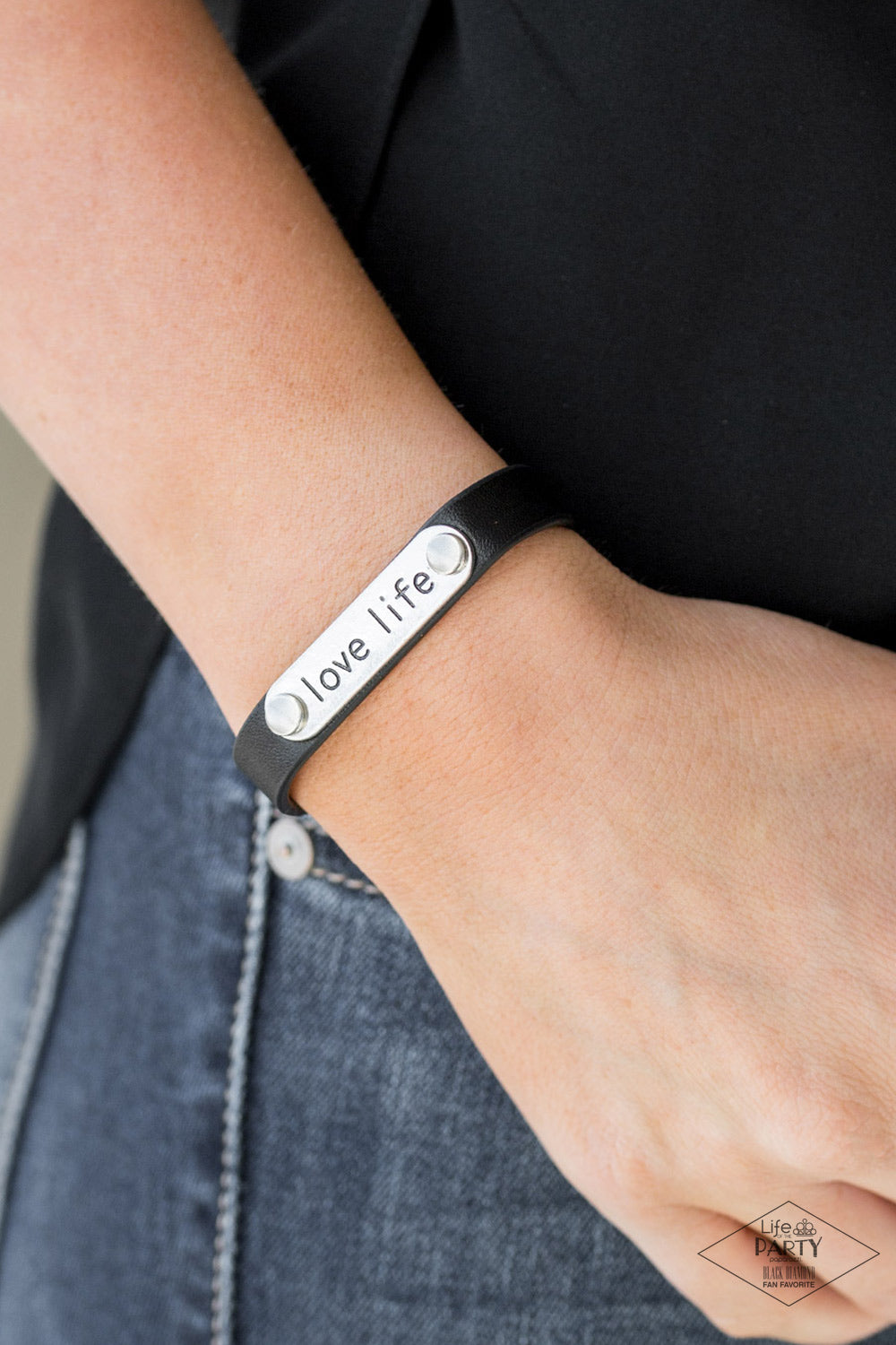 Paparazzi ~ Love Life - Black Bracelet