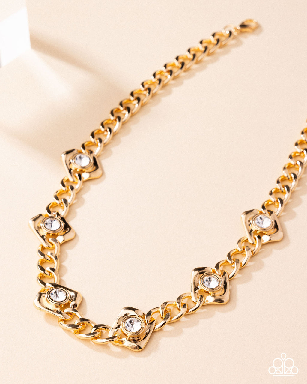 square-silhouette-gold-p2re-gdxx-567xx