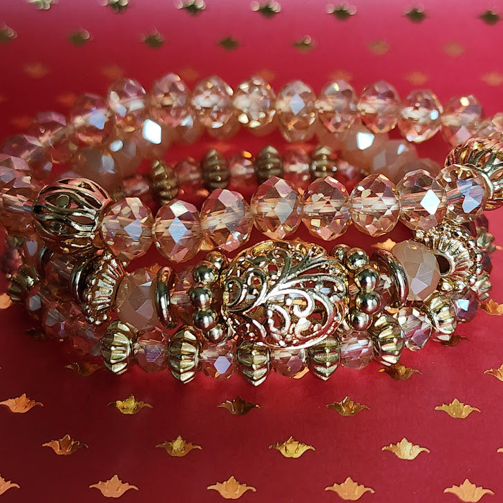 Paparazzi ~ Malibu Maiden - Gold Bracelet