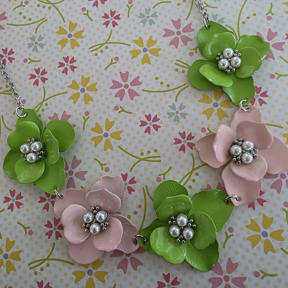 Paparazzi ~ Pastel Pizzazz - Green Necklace