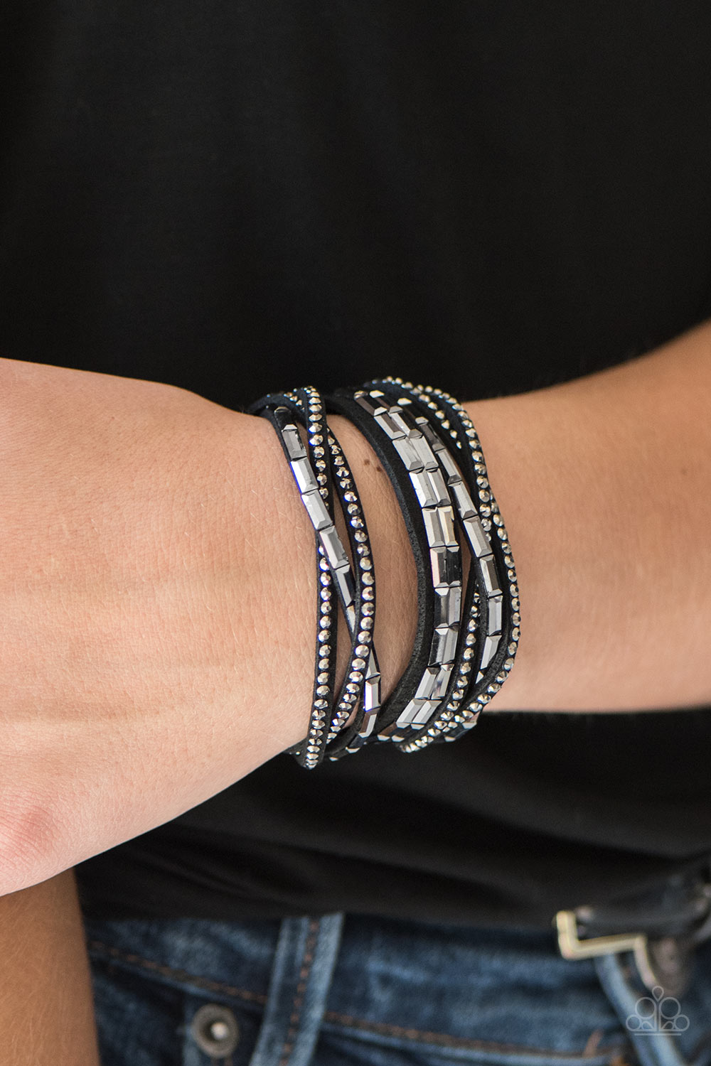 Paparazzi ~ Grand Slam Shimmer - Black Bracelet