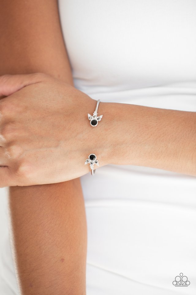 Paparazzi ~ A Bit Rich - Black Bracelet