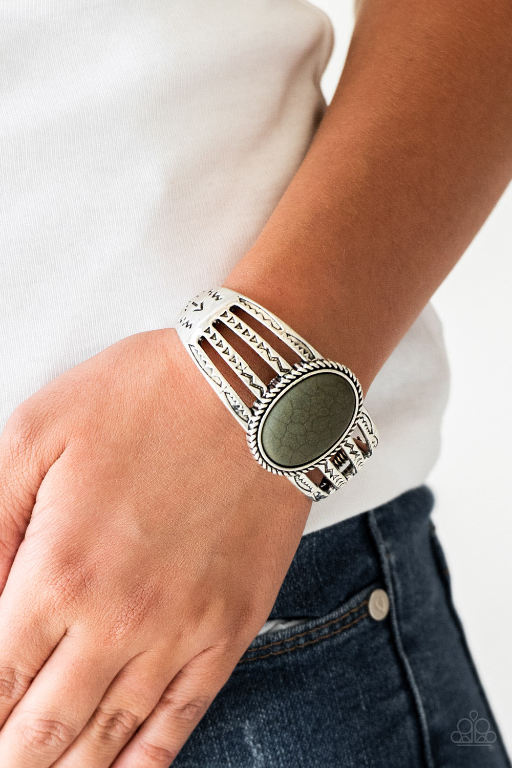 Paparazzi ~ Desert Glyphs - Green Bracelet