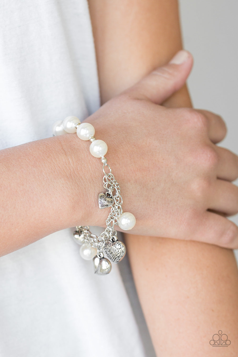 Paparazzi ~ More Amour - White Bracelet