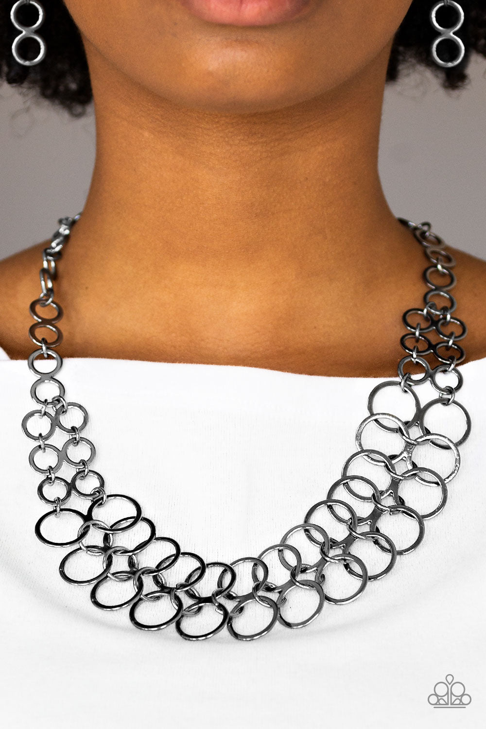 Paparazzi ~ Metro Maven - Black Necklace