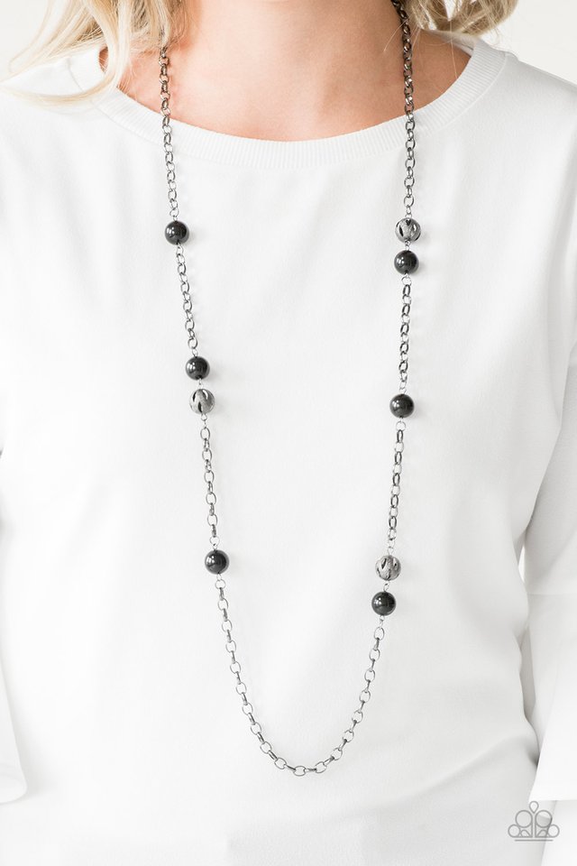 Paparazzi ~ Fashion Fad - Black Necklace