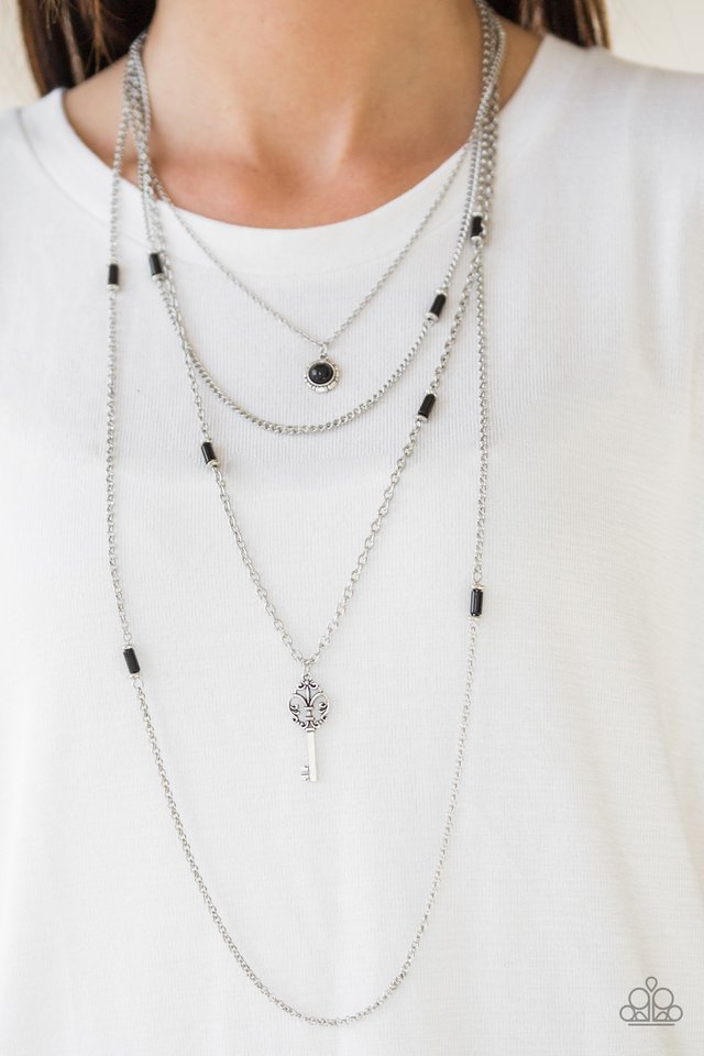 Paparazzi ~ Key Keynote - Black Necklace