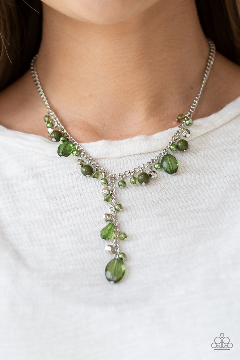 Paparazzi ~ Crystal Couture - Green Necklace