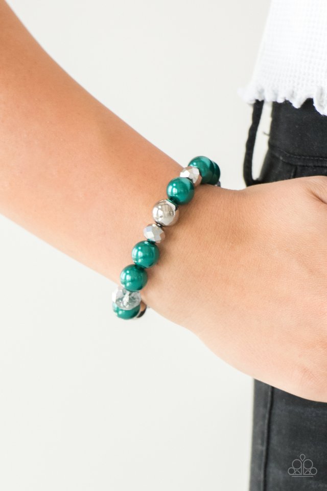 Paparazzi ~ Very VIP - Green Bracelet