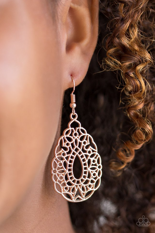 Paparazzi ~ Wisteria Histeria - Rose Gold Earrings