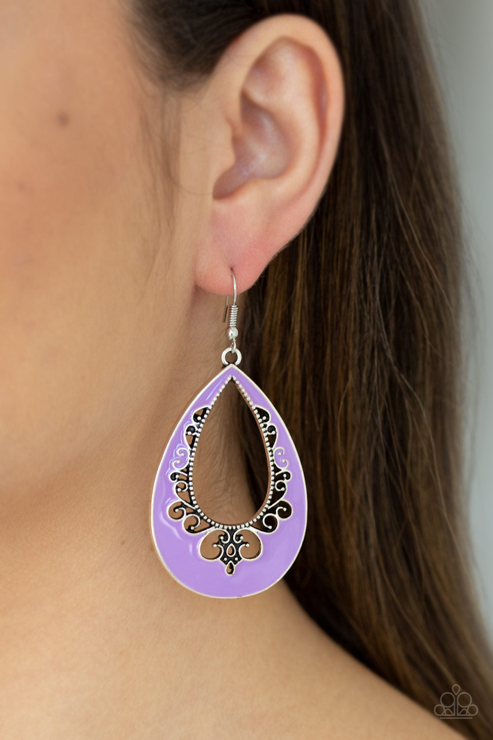 Paparazzi ~ Compliments To The CHIC - Purple Earrings
