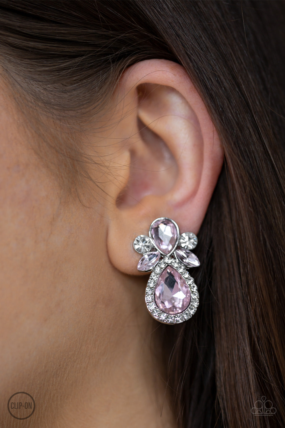 Paparazzi ~ Celebrity Crowd - Pink Clip-On