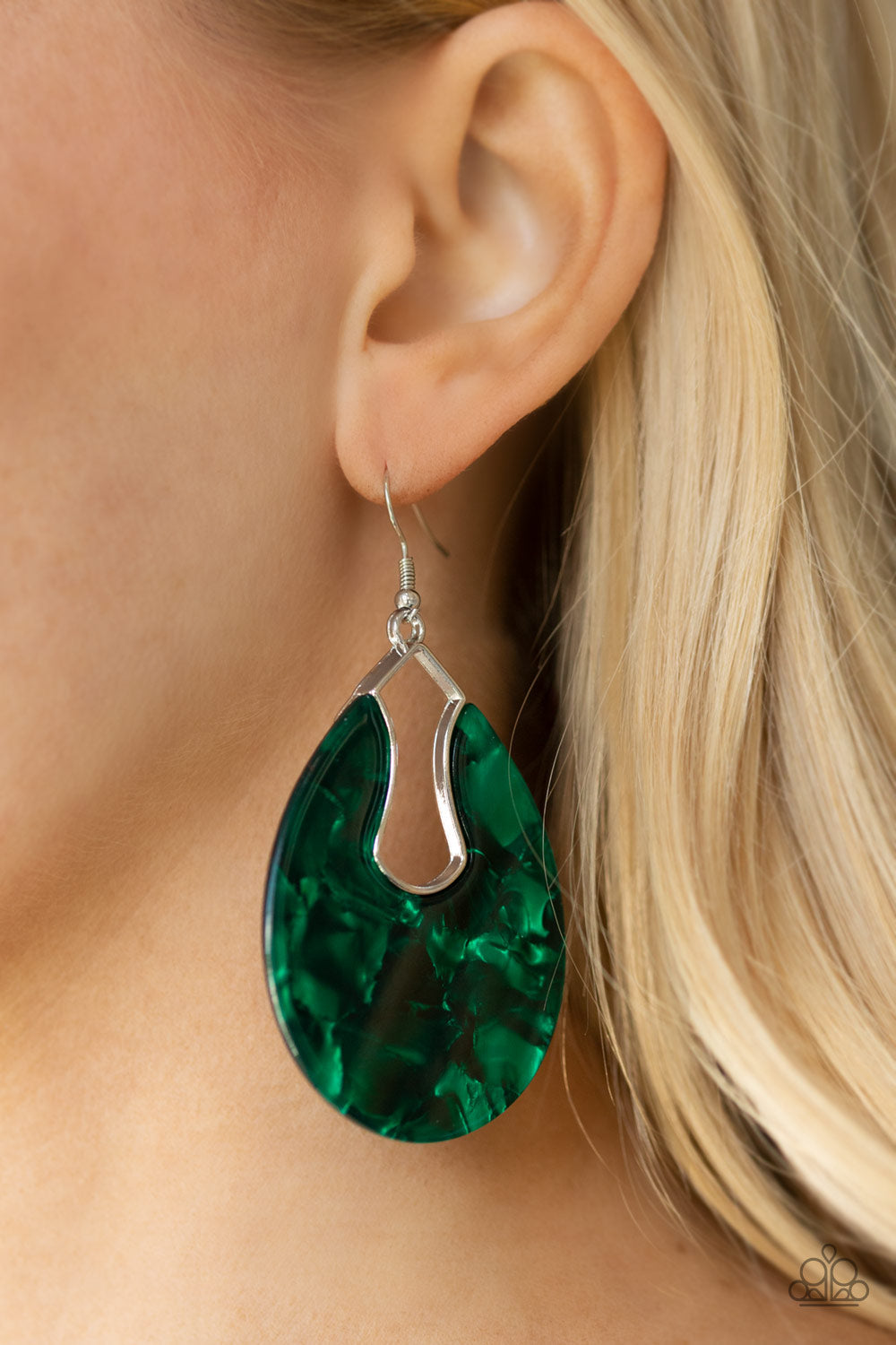 Paparazzi ~ Pool Hopper - Green Earrings