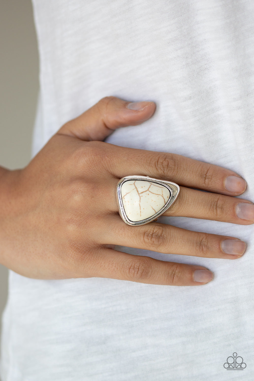 Paparazzi ~ Stone Scene - White Ring