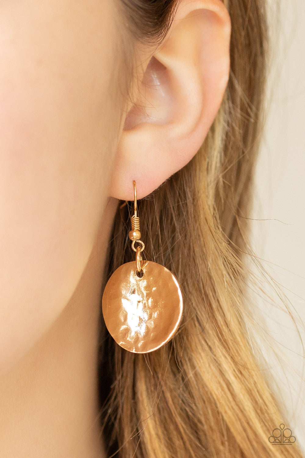 Paparazzi ~ First Impressions - Gold Necklace