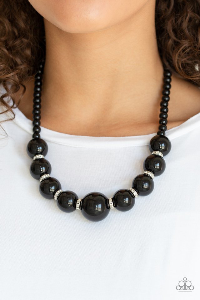 Paparazzi ~ SoHo Socialite - Black Necklace