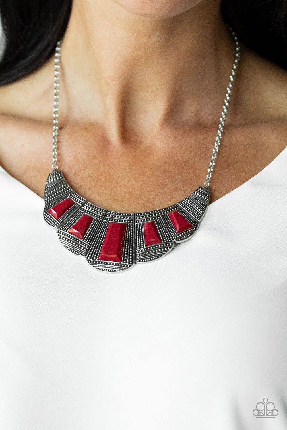 Paparazzi ~ Lion Den - Red Necklace
