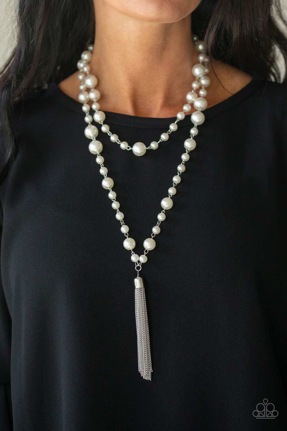 Paparazzi ~ Social Hour - White Necklace