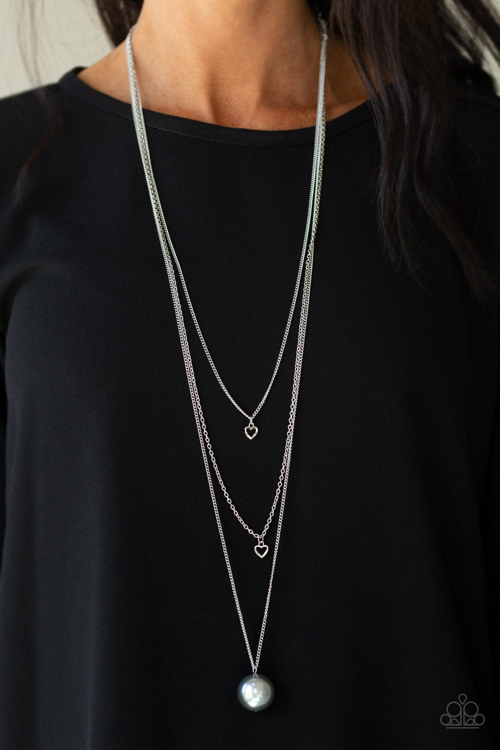 Paparazzi ~ Hearty Heirloom - Silver Necklace