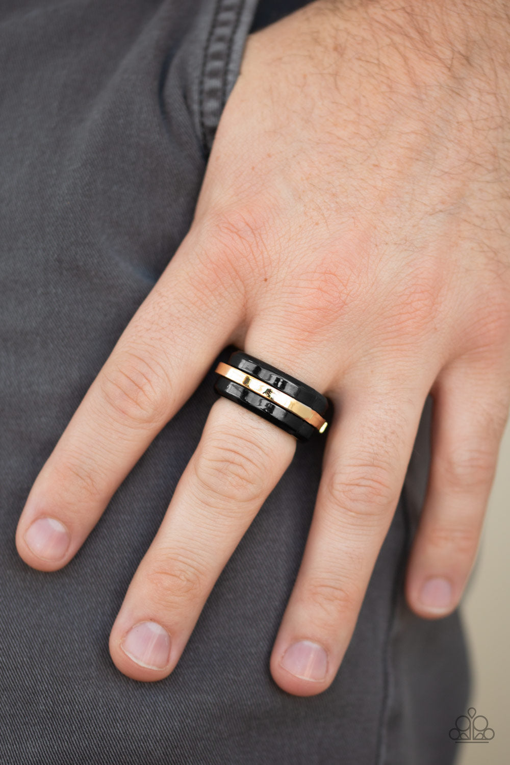 Paparazzi ~ Battle Tank - Gold Ring