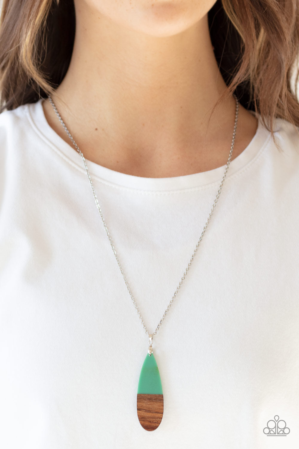 Paparazzi ~ Going Overboard - Green Necklace