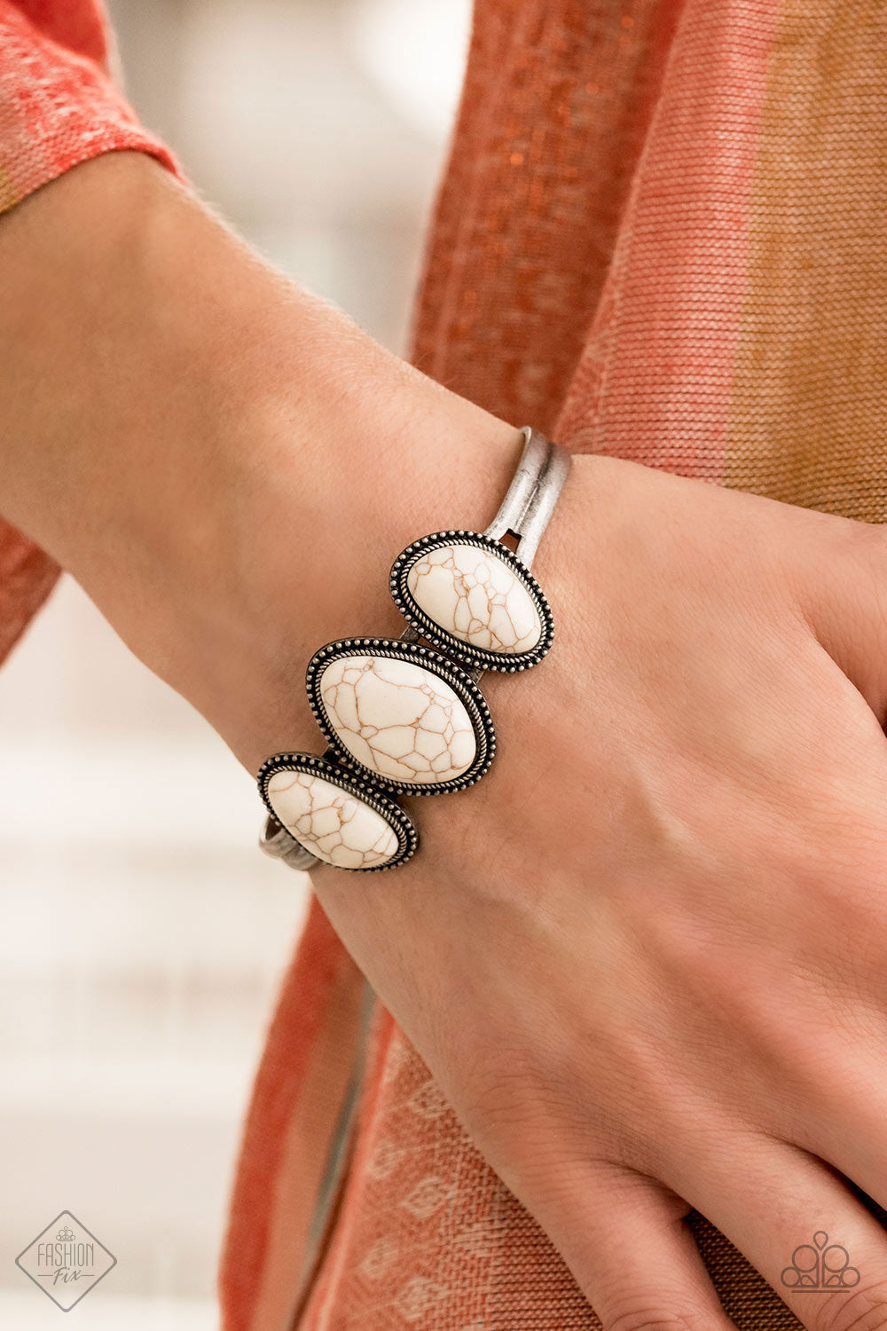 Paparazzi ~ Stone Shrine Bracelet