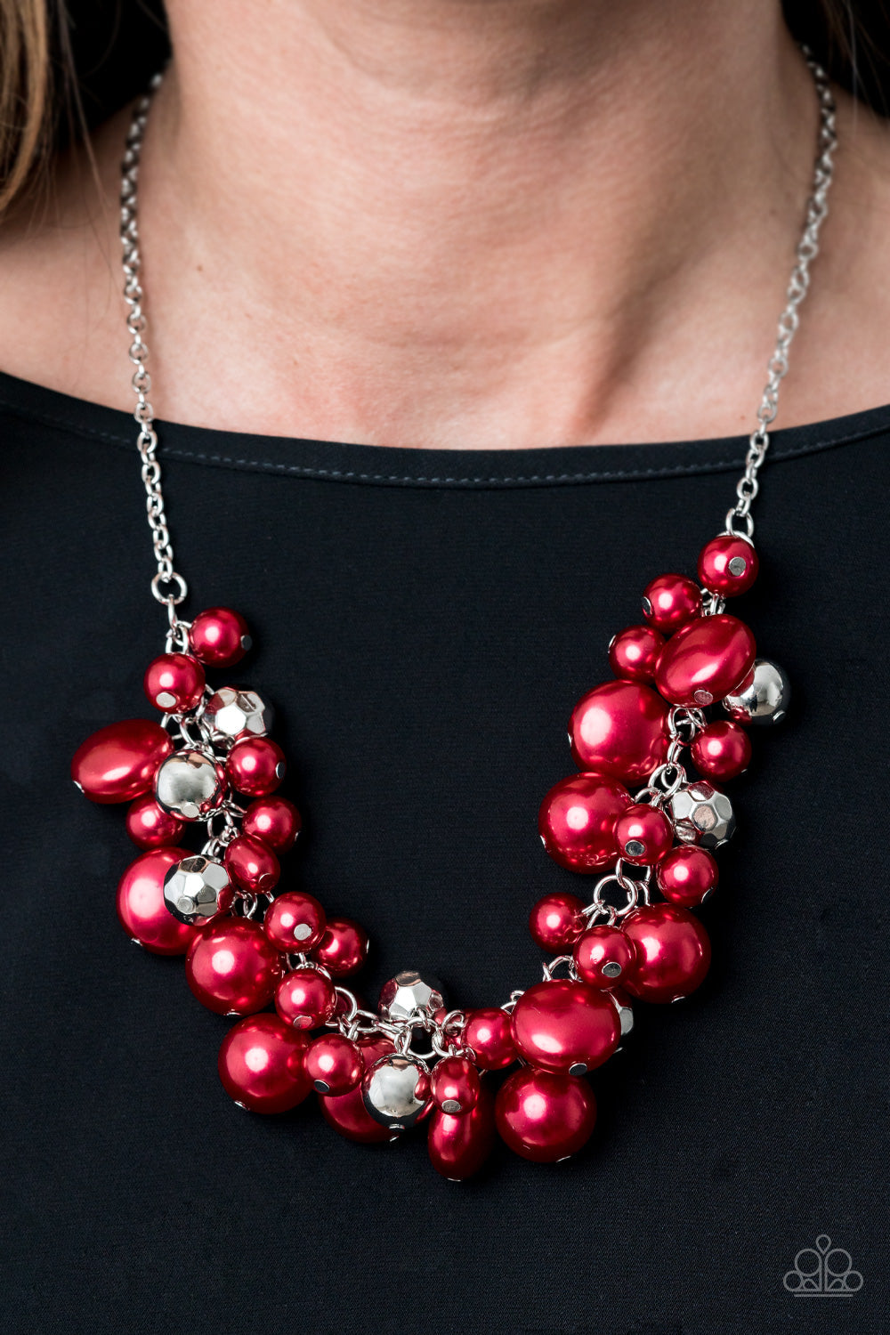 Paparazzi ~ Battle of the Bombshells - Red Necklace