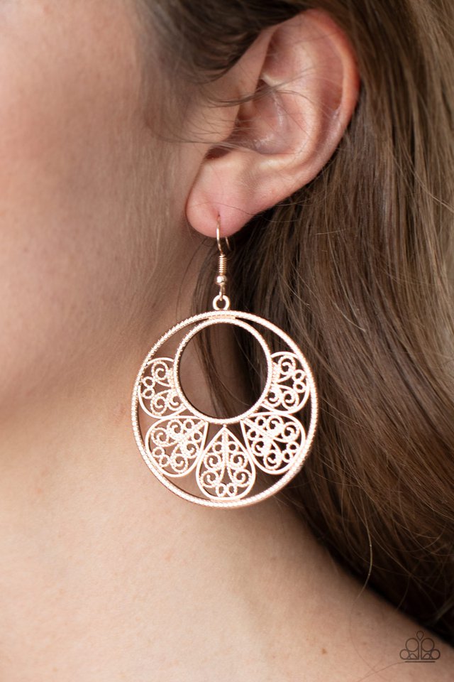 Paparazzi ~ Petal Promenade - Rose Gold Earrings