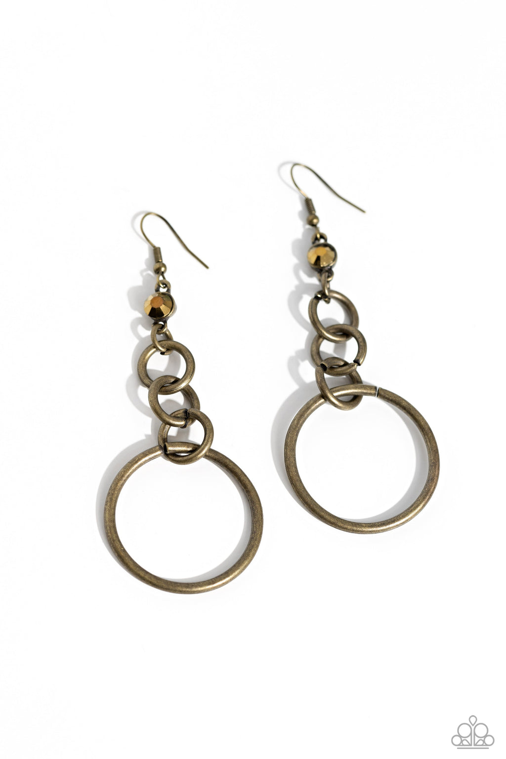 glitzy-gesture-brass-p5in-brxx-040xx