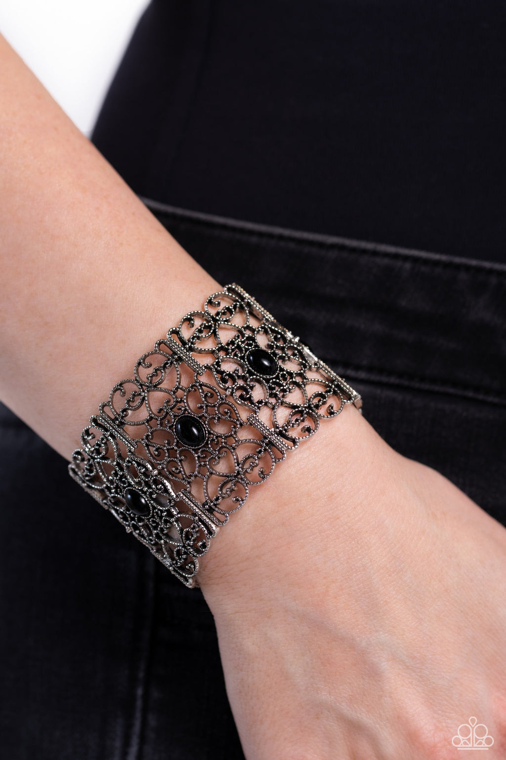 fairest-filigree-black-p9wh-bkxx-197xx