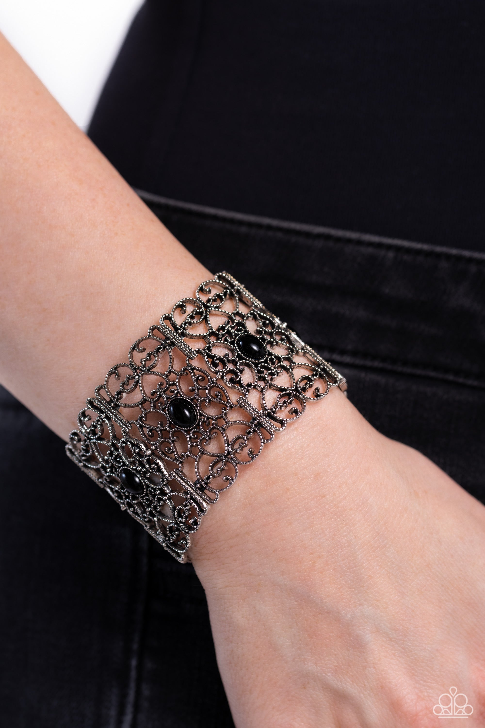 fairest-filigree-black-p9wh-bkxx-197xx