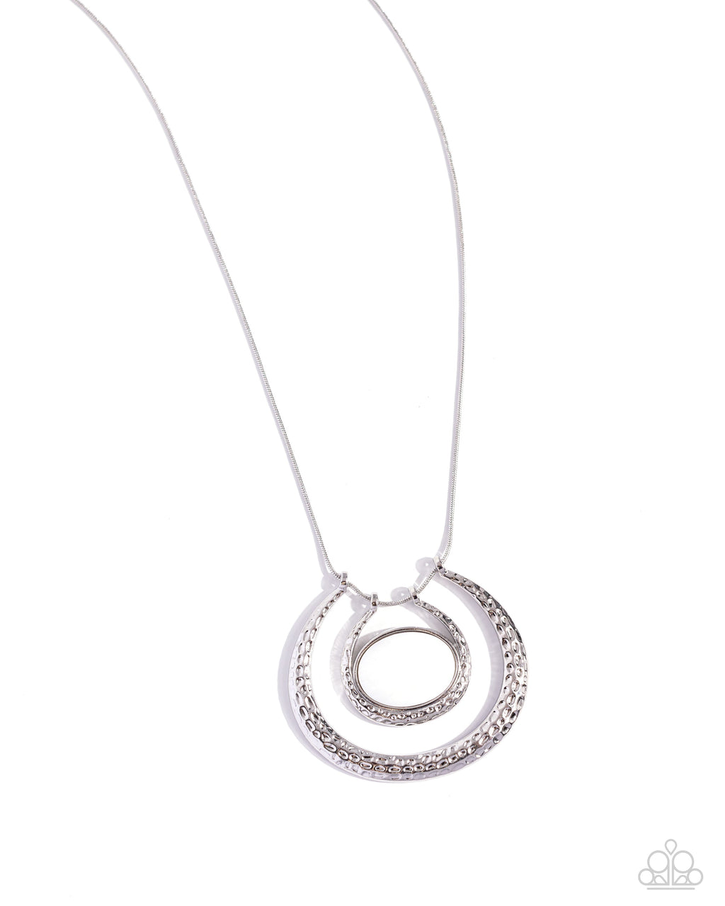 if-the-horseshoe-fits-white-p2re-wtxx-647xx