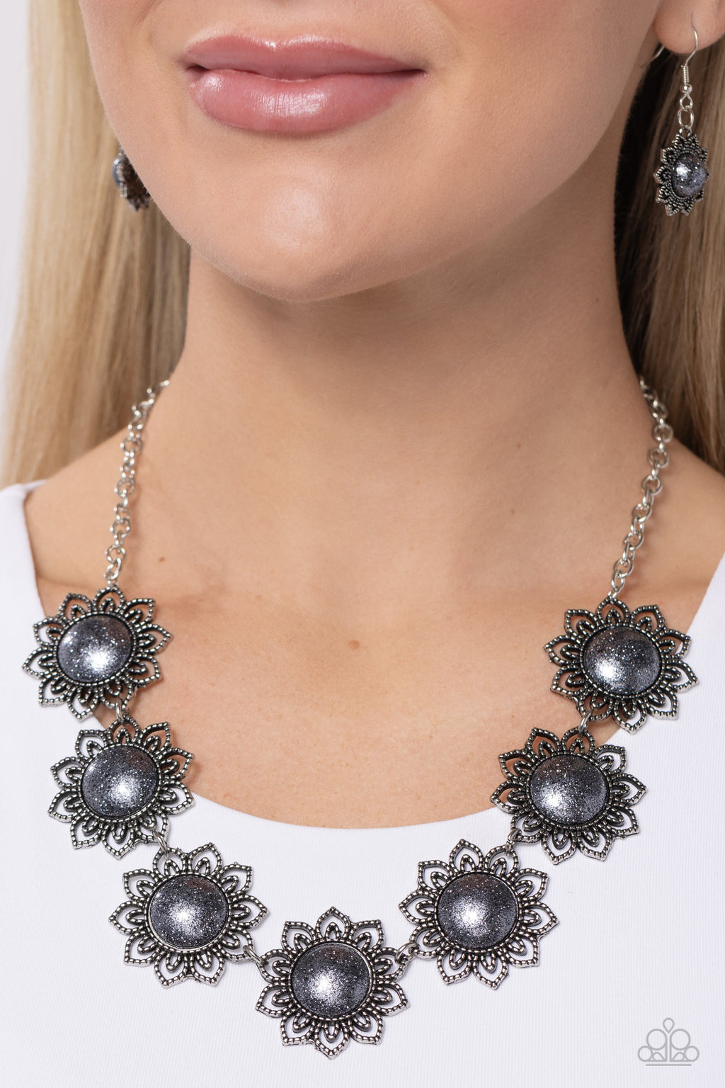 the-glitter-takes-it-all-silver-p2st-svxx-219xx