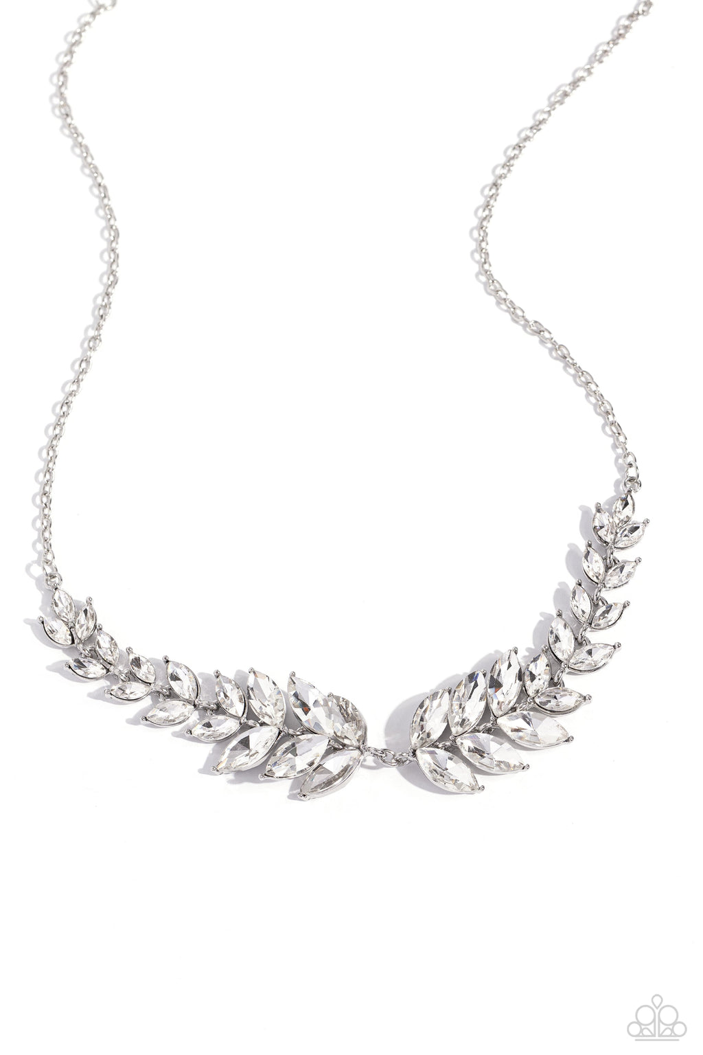 luxury-laurels-white-p2re-wtxx-654xx