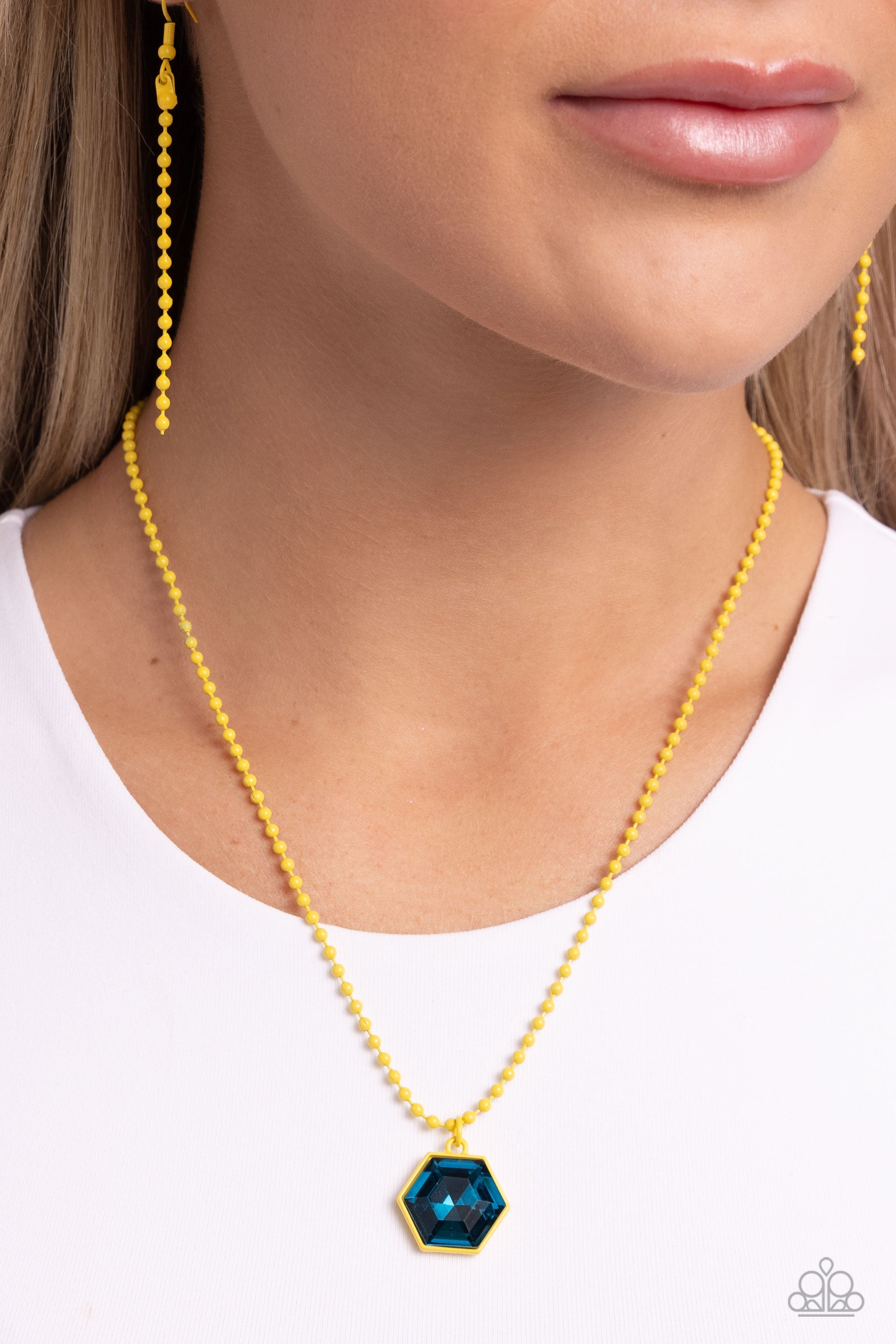 sprinkle-of-simplicity-yellow-p2da-ywxx-083xx
