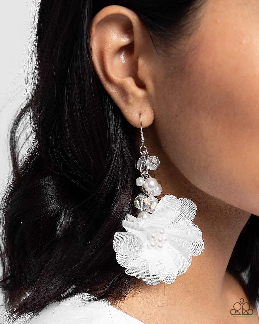 fashionable-flower-girl-white-p5re-wtxx-618xx