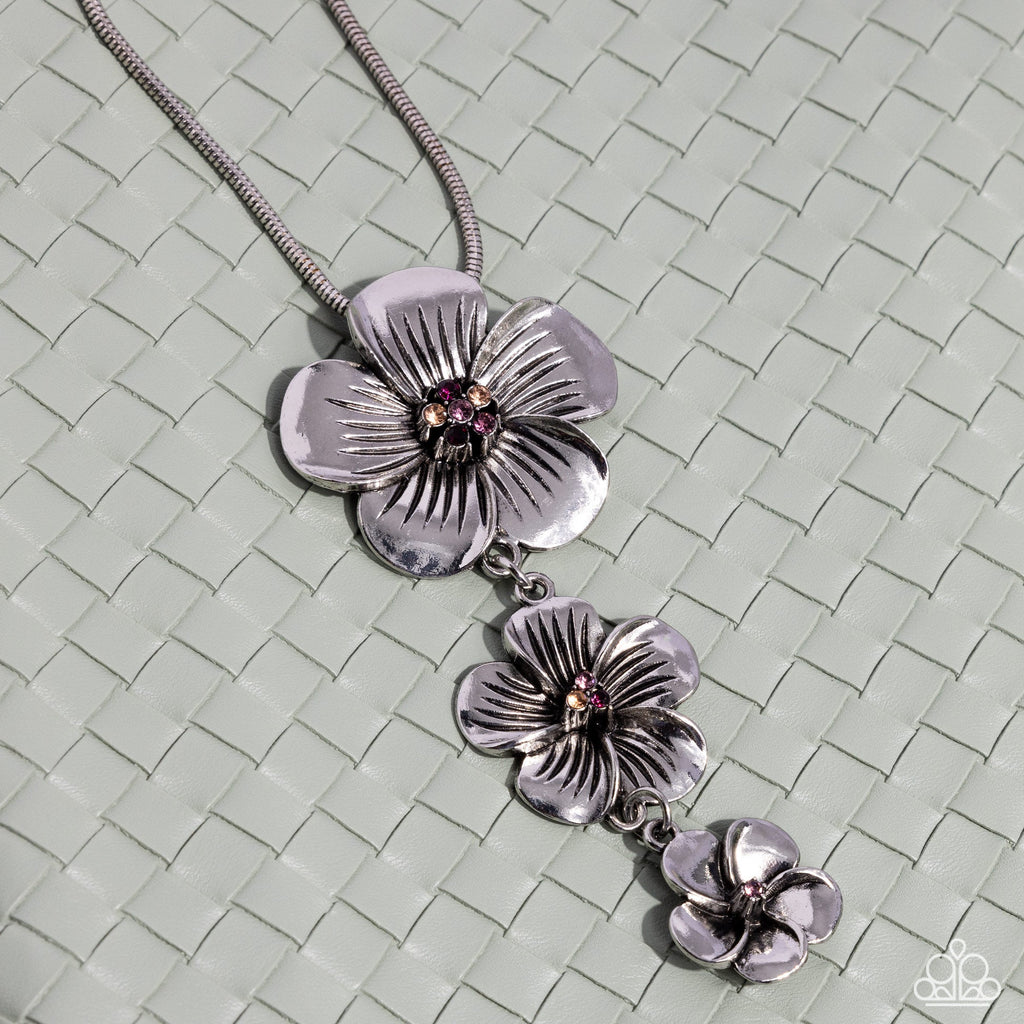 wallflower-whimsy-purple-p2st-prxx-164xx
