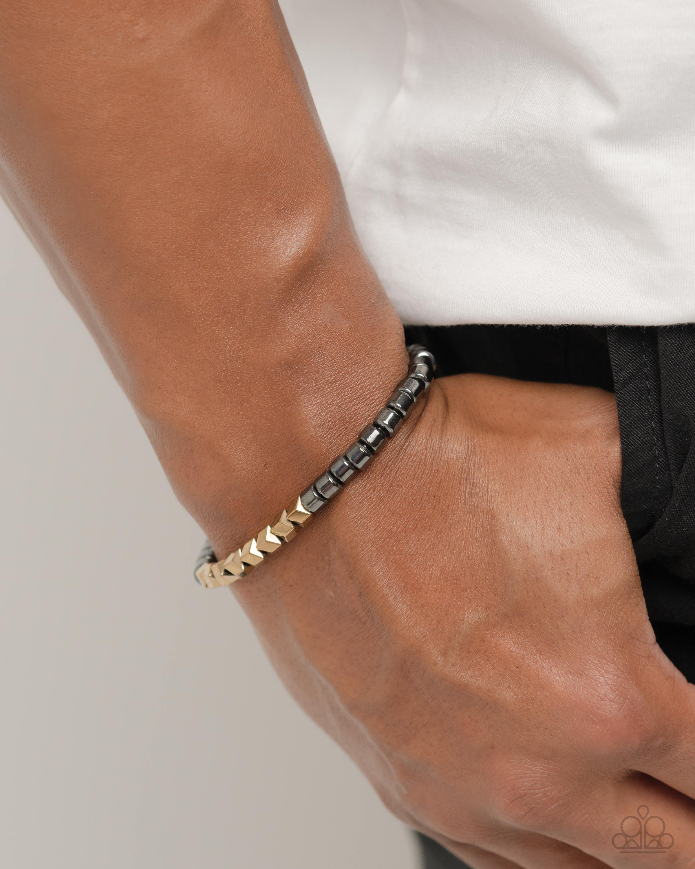 cubed-cache-black-p9mn-urbk-057xx
