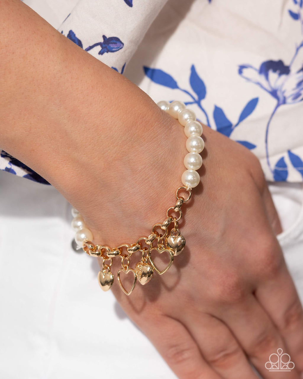 charming-candidate-gold-p9wh-gdxx-131zc