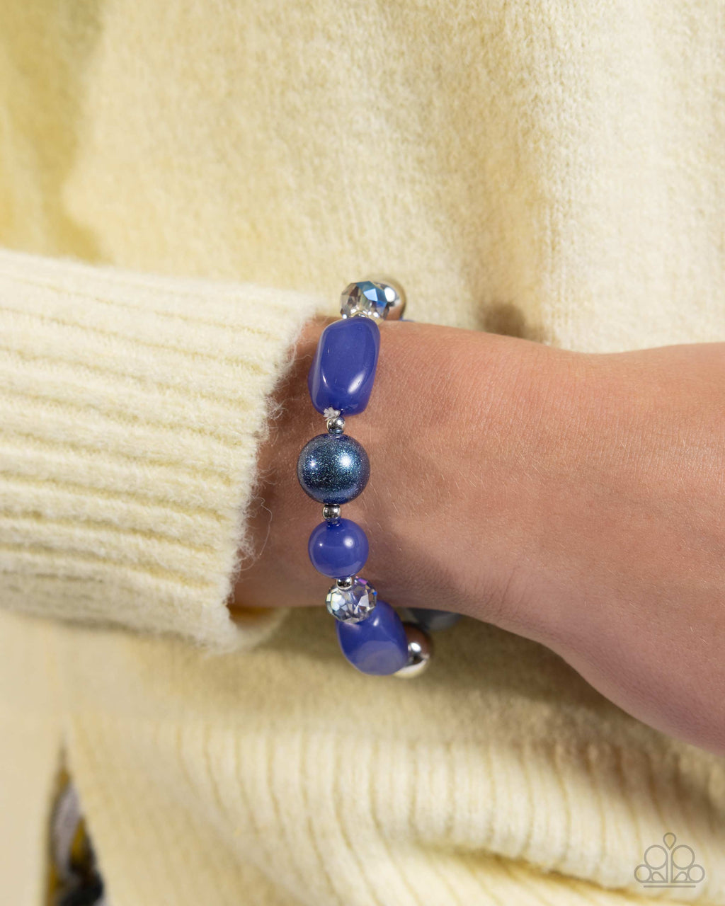 beaded-backing-blue-p9re-blxx-262an