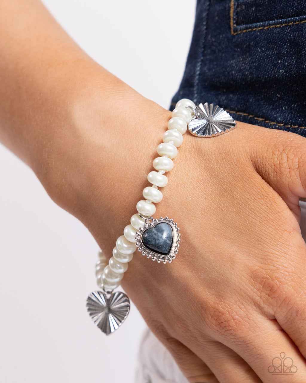 heart-struck-haven-silver-p9ba-svxx-224zz