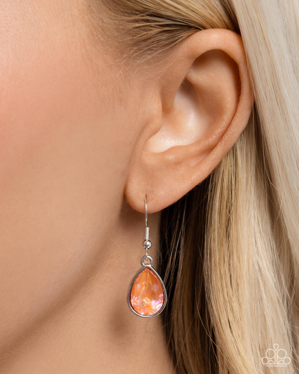 talented-teardrops-orange-p2st-ogxx-134xx