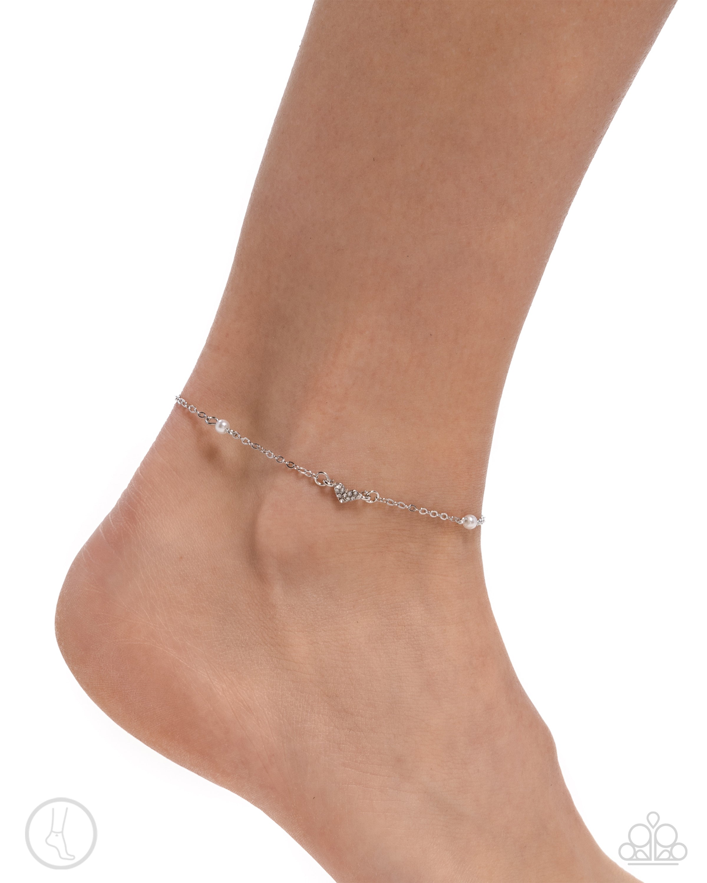 ladylike-loop-white-p9an-wtxx-063xx