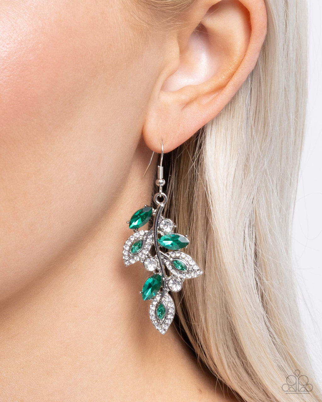 flourishing-feature-green-p5re-grxx-188xx