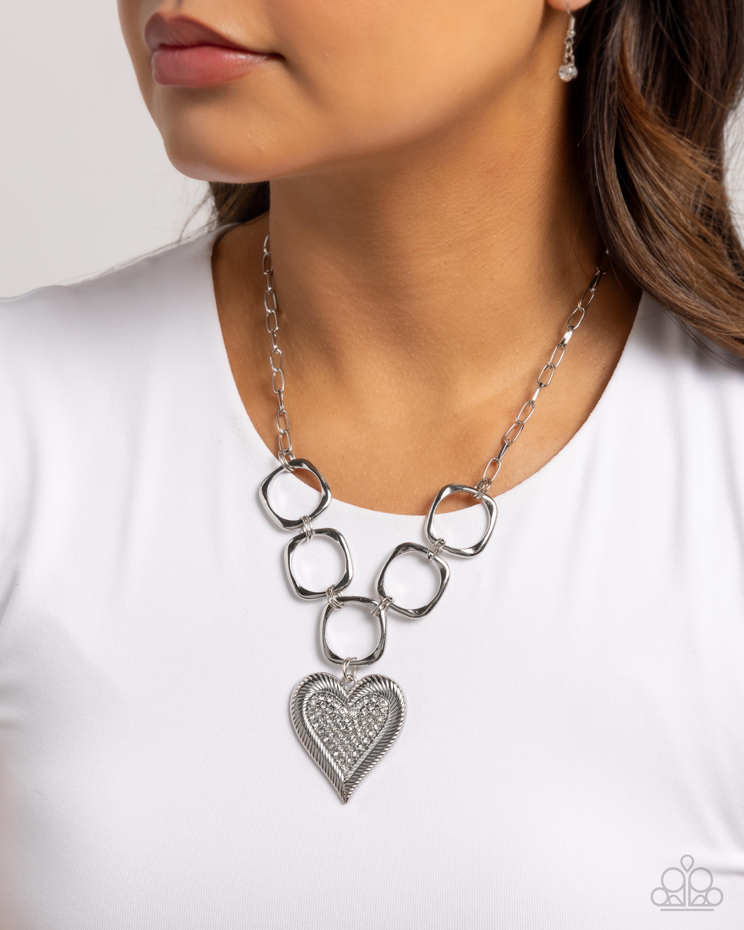 focused-affection-white-p2re-wtxx-716xx