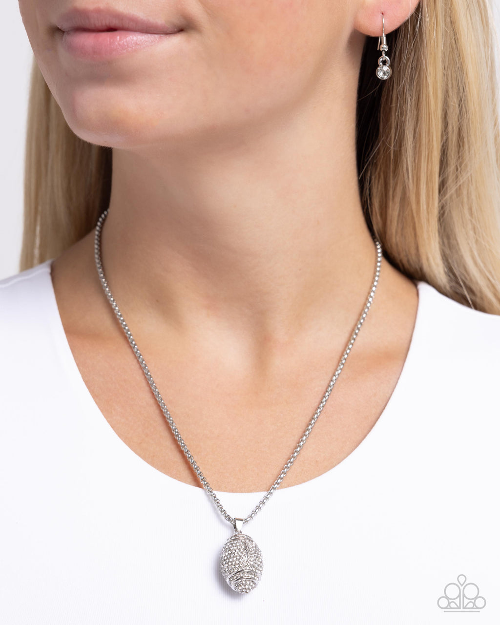 end-zone-elegance-white-p2se-wtxx-329xx