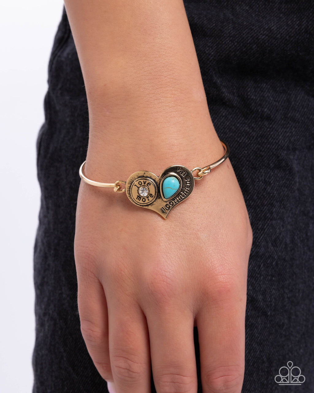 give-more-love-gold-p9wd-gdxx-208xx