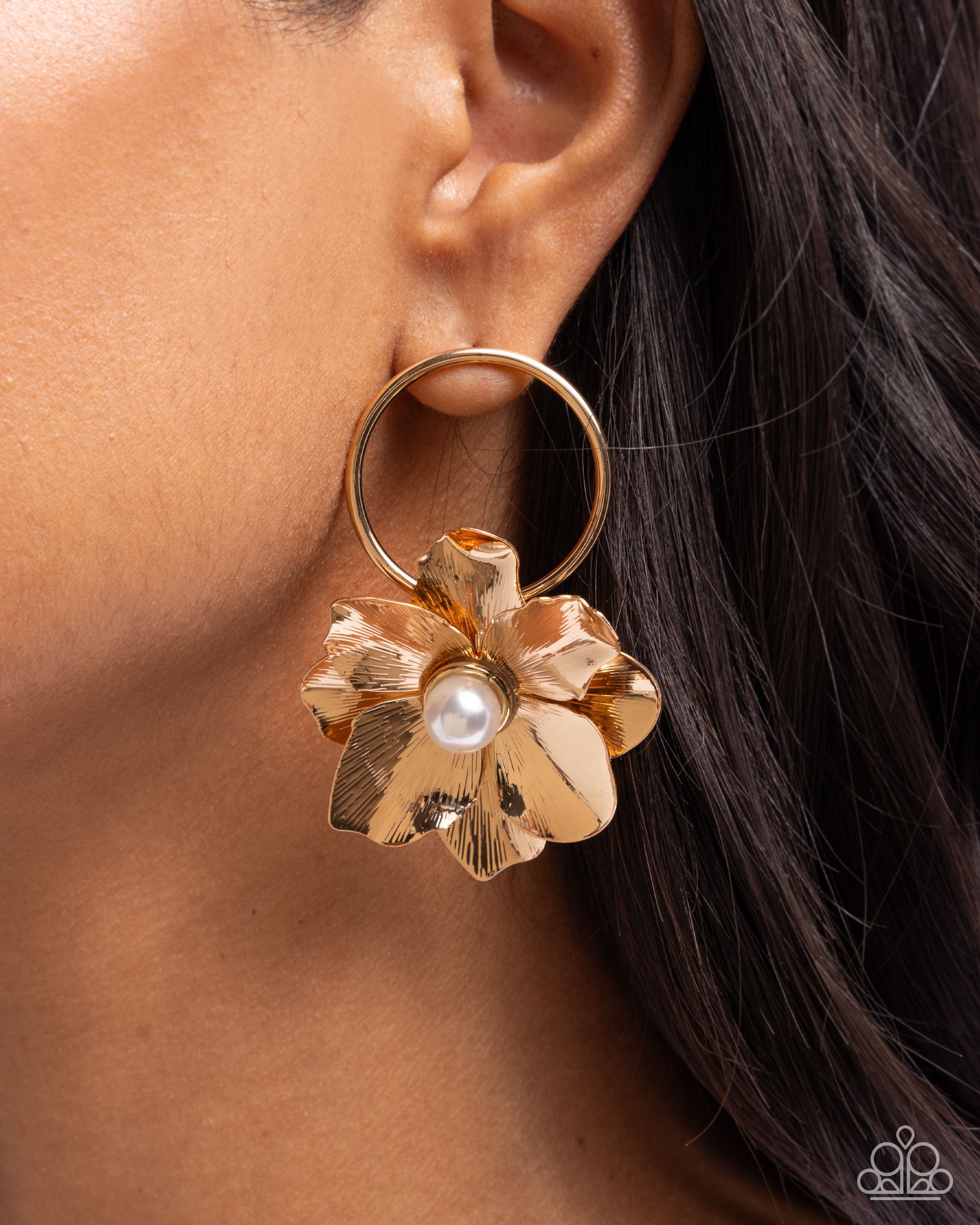 backyard-bling-gold-p5po-gdxx-364xx