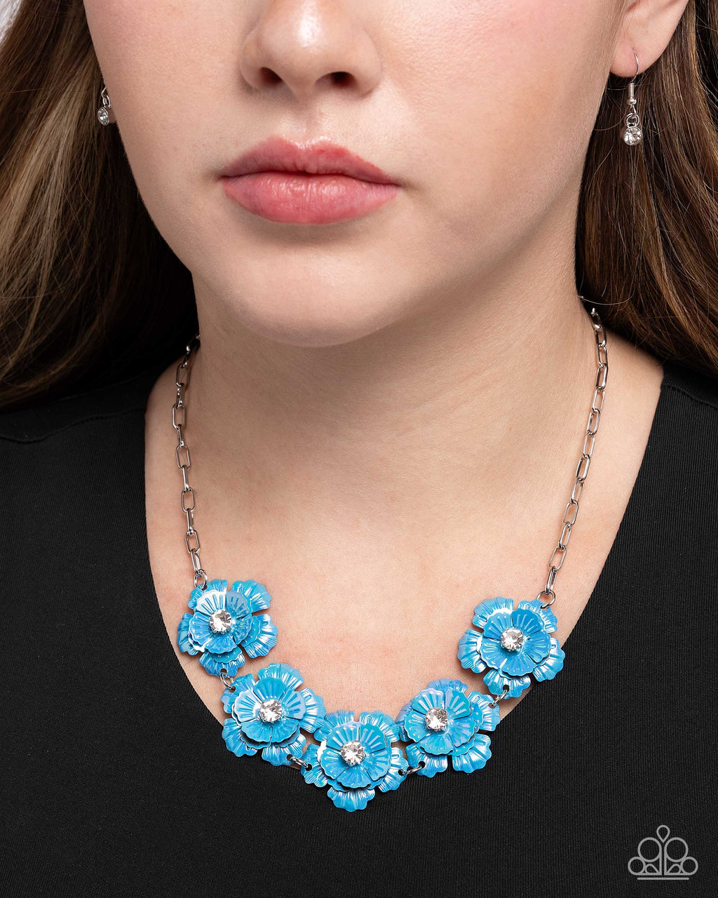 flower-chain-blue-p2st-blxx-295xx